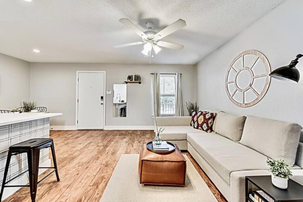 New - Near Deep Ellum + Downtown Dallas Flat Bagian luar foto