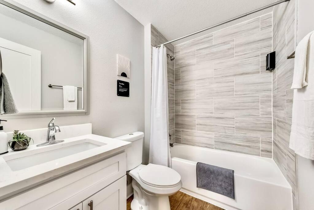 New - Near Deep Ellum + Downtown Dallas Flat Bagian luar foto